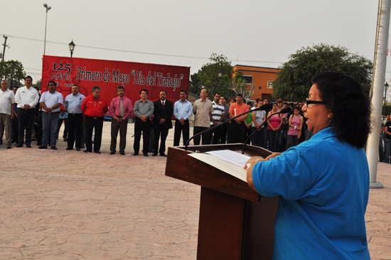 Celebran ceremonia conmemorativa al 125 aniversario del Día del Trabajo