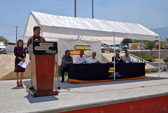 Firman el Instituto Estatal del Empleo y el Colegio de Bachilleres de Coahuila convenio de colaboración