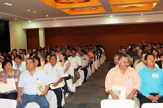 Inició el Primer Encuentro Estatal de Escuelas de Tiempo Completo