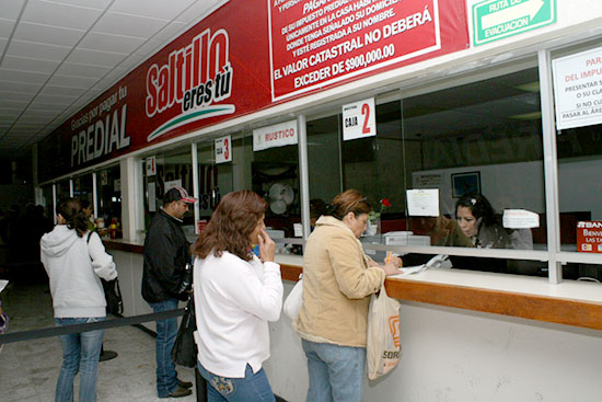 Invita gobierno municipal de Saltillo a aprovechar descuento de un peso por recargos