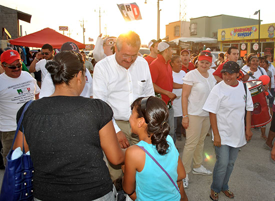 Por un Coahuila mas grande y mejor para todos asiste Cuauhtemoc Arzola a caminata en apoyo a Ruben Moreira