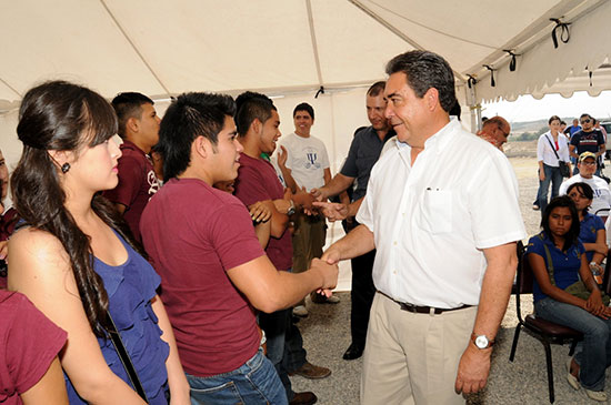 Preside el gobernador Jorge Torres colocación de la primera piedra de la Escuela de Ciencias de la Salud en Piedras Negras