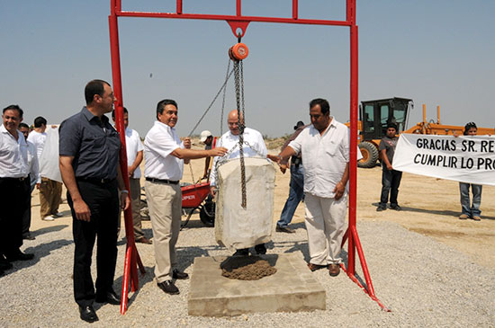 Preside el gobernador Jorge Torres colocación de la primera piedra de la Escuela de Ciencias de la Salud en Piedras Negras