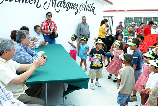 Realizan mejoras a infraestructura de escuelas de preescolar en Acuña