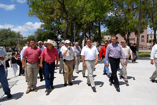 Realiza gira de trabajo el gobernador jorge Torres por la Región Norte del estado