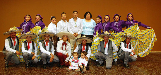 Analiza Antonio Nerio organización en el municipio del Festival Cultural Coahuila 2011