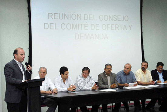 Firman secretaría de Fomento Económico y empresas de la región sureste convenio de competitividad