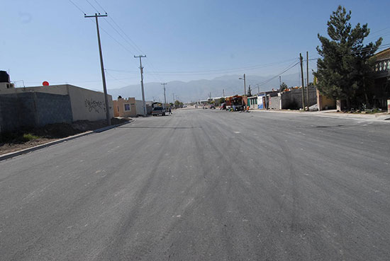 Avanza pavimentación en la colonia Santa Cristina en Saltillo