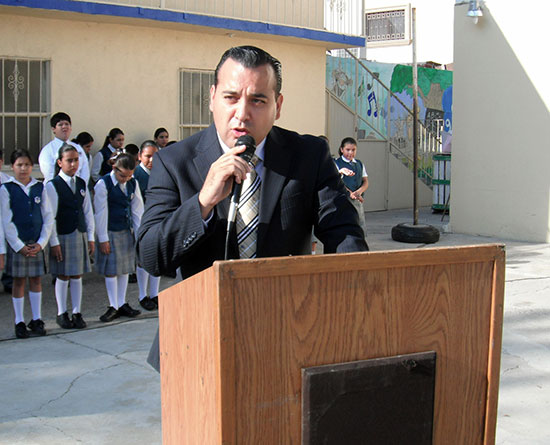 Celebraron el Lunes Cívico en el Colegio América