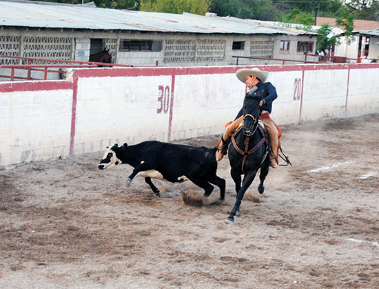 Disfrutaron cerca de 2 mil personas la gran “Charreada Amistosa”