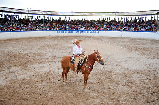 Disfrutaron cerca de 2 mil personas la gran “Charreada Amistosa”