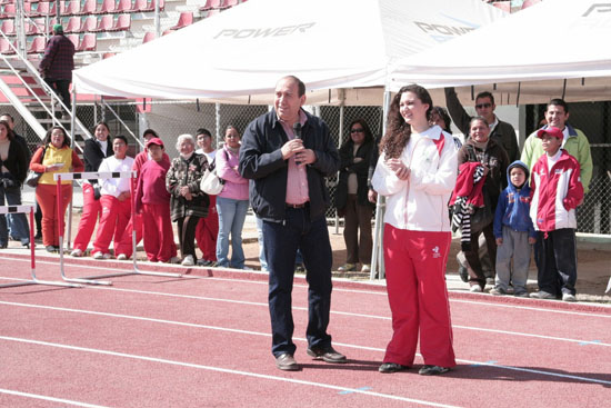  ENTREGA EL GOBERNADOR MODERNAS INSTALACIONES PARA LOS DEPORTISTAS COAHUILENSES; LLAMA A LA ACTIVACIÓN FÍSICA