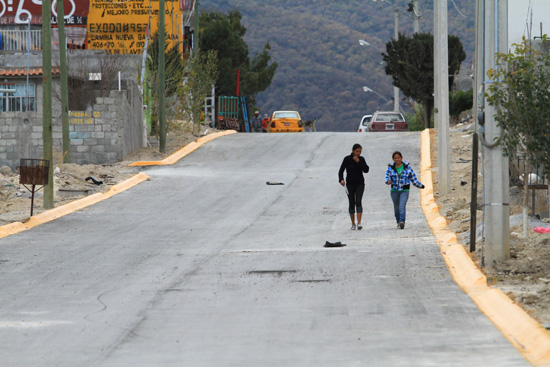 Hoy la colonia “El Salvador” tiene más calles pavimentadas