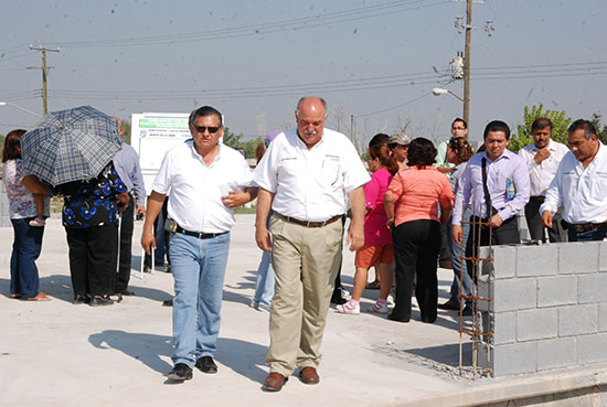 Alcalde de Monclova supervisa avance de obra