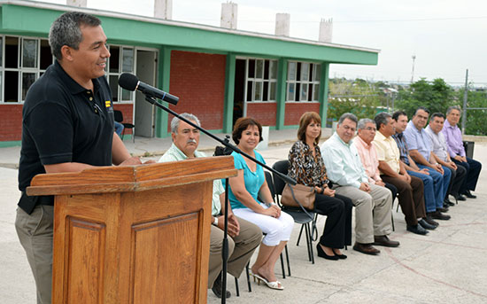 Dotan al Colegio de Bachilleres de infraestructura