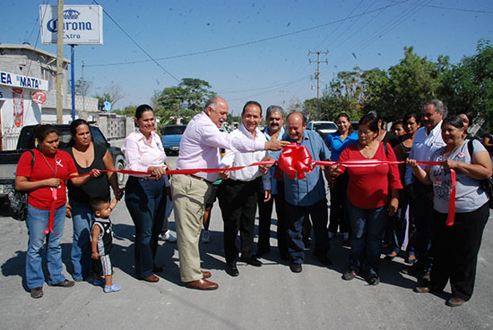 Inaugura Melchor Sánchez obra de pavimentación