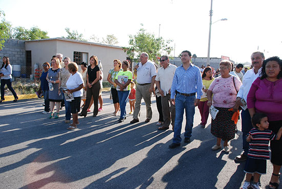 Inauguran obra de pavimentación en Monclova