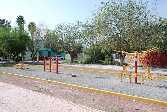 Melchor Sánchez inaugura plaza y cancha de usos múltiples