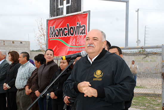 Recorre alcalde de Monclova CECyTEC