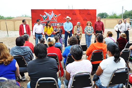 Se incorporan al desarrollo más sectores que se mantuvieron rezagados en Piedras Negras