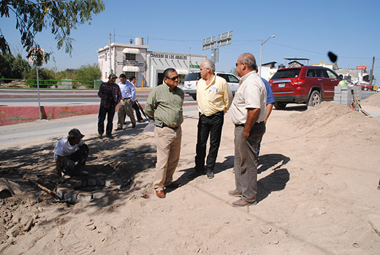 Supervisan avance de obra en colonia "El Pedregal"