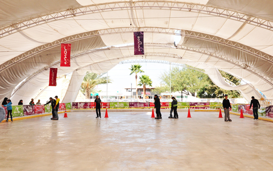 Reabre sus puertas  la pista de patinaje sobre hielo