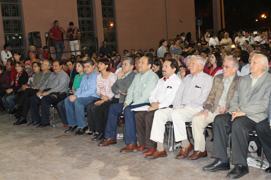 83 años Comprometidos con México 