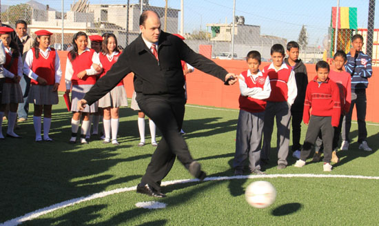  ENTREGA JERICÓ PLAZA Y CANCHA DEPORTIVA A VECINOS DE OMEGA