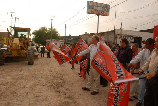 Inician pavimentación calle Aldama