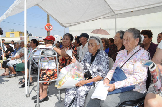 La Presidencia llama “Todos a comer” 