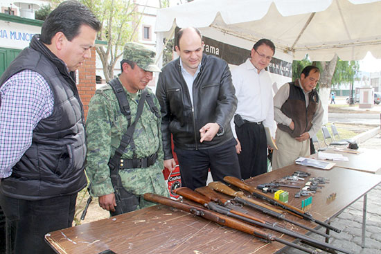 Saca gobierno municipal 537 armas de las calles de Saltillo