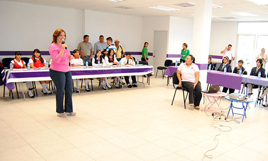 Celebró el Sistema DIF Acuña Foro Juvenil de la Igualdad