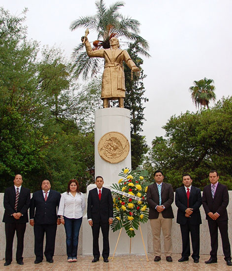 Conmemora Antonio Nerio día de la Independencia