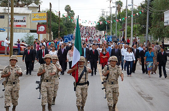 Conmemora Antonio Nerio día de la Independencia