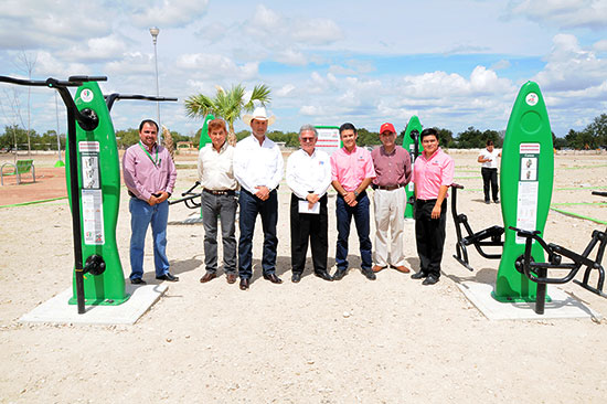 Recibe municipio gimnasio al aire libre de la cervecería Cuauhtémoc Moctezuma