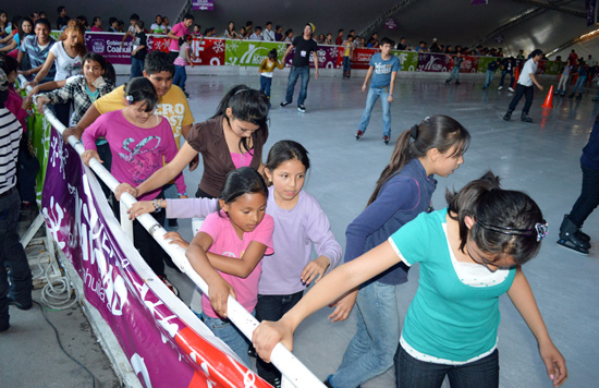 Cierran Sueño de Navidad con la visita de más de 20 mil personas a pista de patinaje sobre hielo