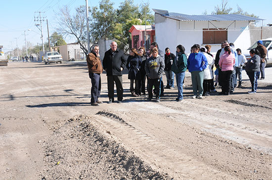 Supervisa Melchor Sánchez obra de pavimentación