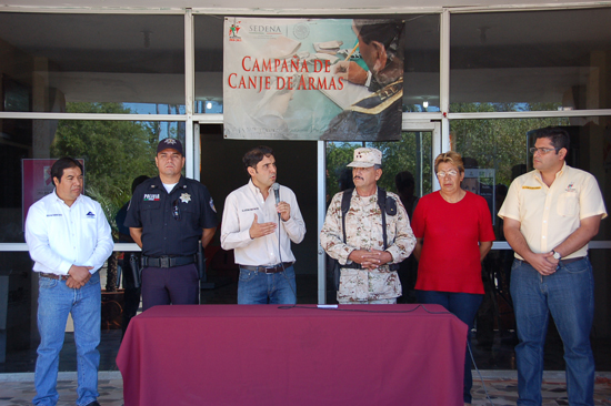 Arranca programa de canje de armas de fuego en Nueva Rosita 