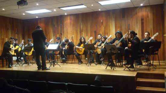  Disfrutan estudiantes de la Escuela superior de Música el éxito del festival Santa Cecilia 2013