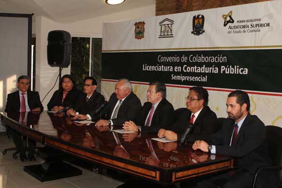 Firma Convenio UA de C con Auditoría Superior del Estado 