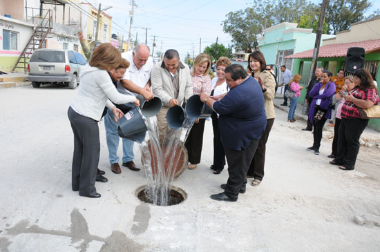 Más drenaje en Monclova inaugura Melchor Sánchez