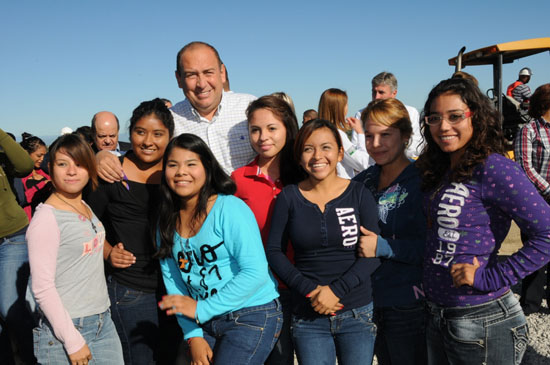 Más y mejor infraestructura educativa para Coahuila