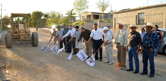 INICIAN OBRA DE PAVIMENTACIÓN 