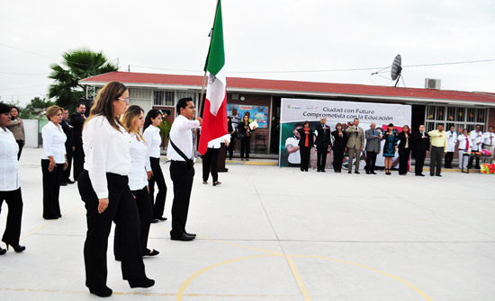     PIEDRAS NEGRAS, UNA GRAN CIUDAD GRACIAS AL TRABAJO DE  HOMBRES COMPROMETIDOS 