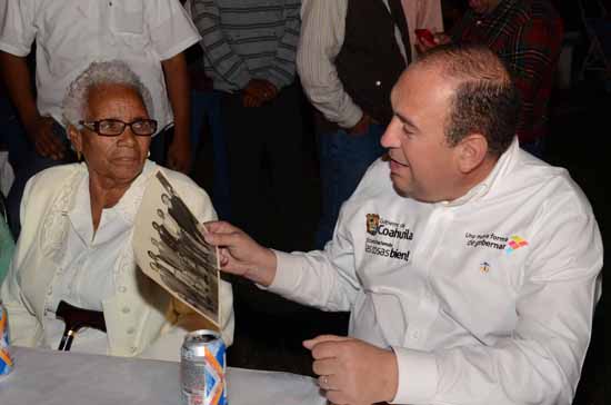 AUTORIZA GOBERNADOR TELE BACHILLERATO PARA NEGROS MASCOGOS