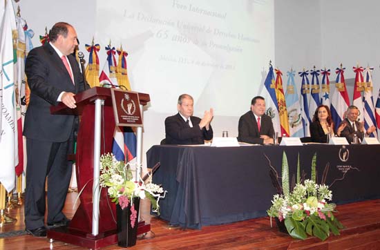    PARTICIPA RUBÉN MOREIRA EN FORO INTERNACIONAL DE DERECHOS HUMANOS