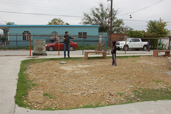 Un 70 % de avance en placita de la colonia Hidalgo: Nerio Maltos 