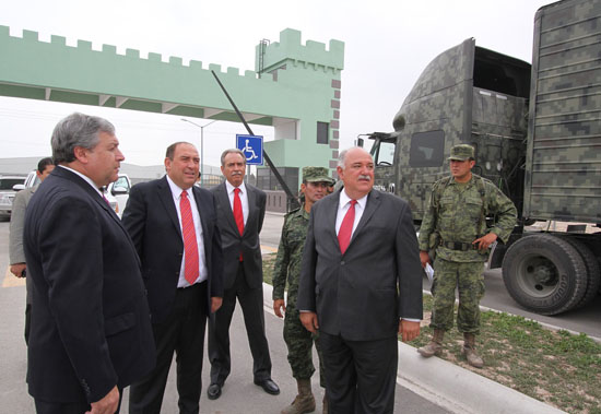    VISITA GOBERNADOR NUEVO CUARTEL MILITAR DE LA REGIÓN CENTRO