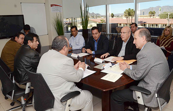 Firma gobierno estatal convenio con la UANL para proyectos de agua, saneamiento  y materia ambiental