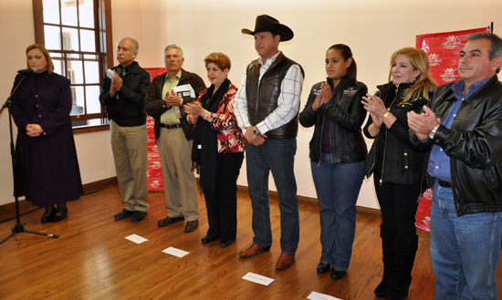 PREMIA ALCALDE A CREADORES DEL HIMNO Y CORRIDO DE PIEDRAS NEGRAS 